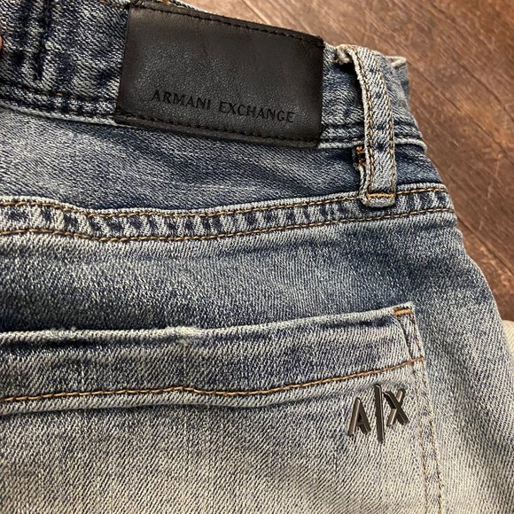 A/X Armani Exchange Dip-Dyed Boyfriend Crop - Size 26 - Picture 11 of 11